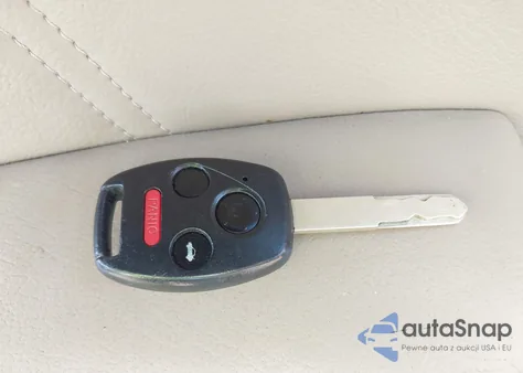 2006 Honda Accord 2.4 Ex from USA, damaged, VIN 1HGCM56876A075195